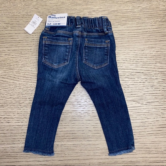 Old Navy Baby Girl Jeans and Cargo Pants - Picture 11 of 11